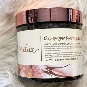Manna Kadar Champagne Charcoal Scrub